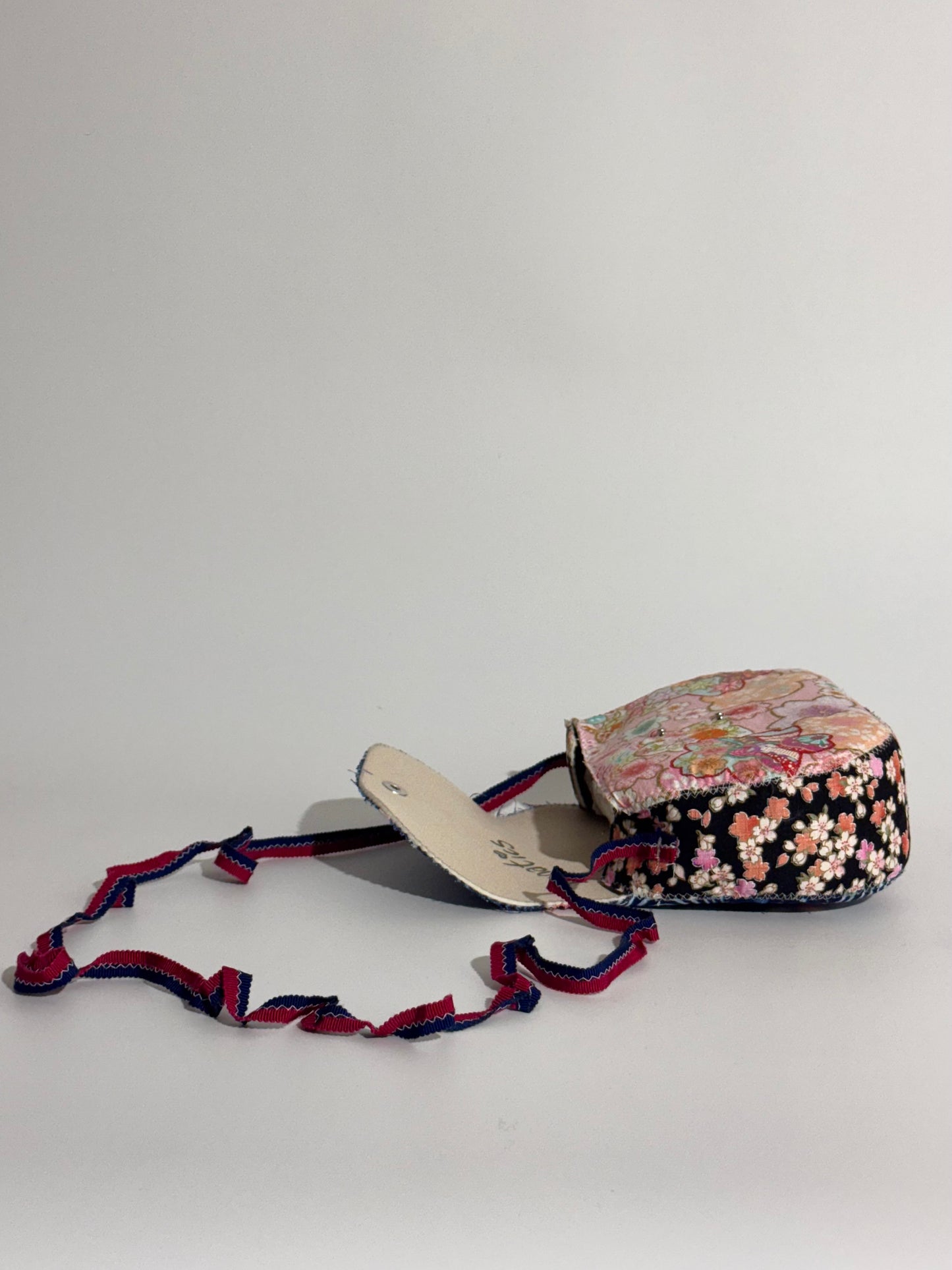 Borsa Luna Carpe Giapponesi e Fiori Neri