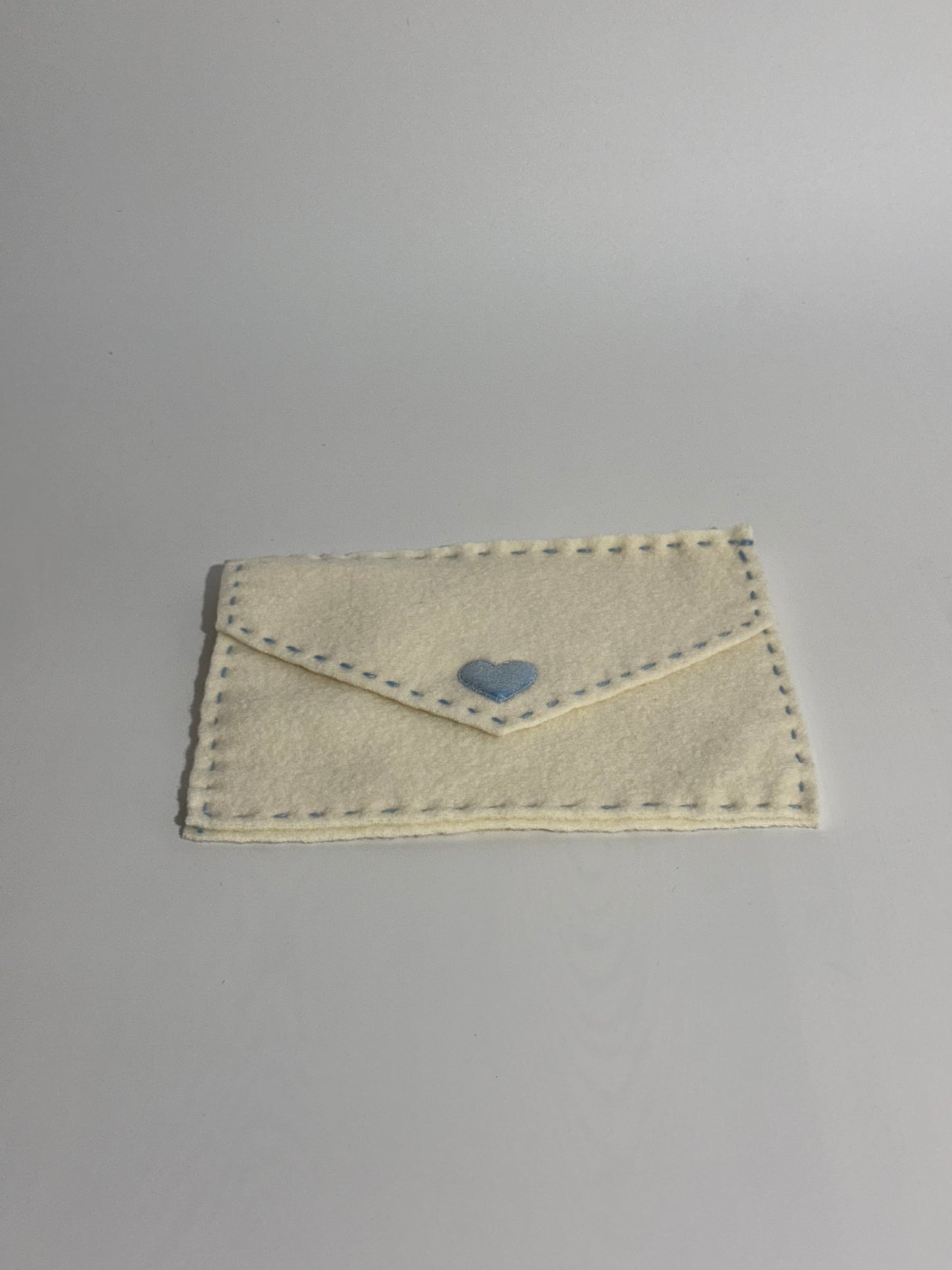 Bustina Love