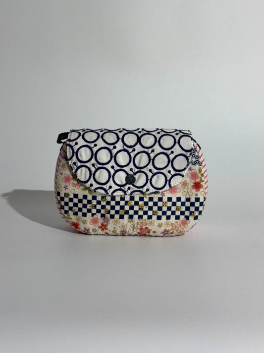 Borsa Luna disegni geometrici blu e righe rosa